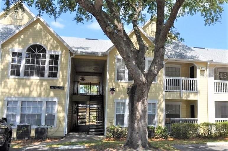 For Rent: $1,300 (1 beds, 1 baths, 627 Square Feet)