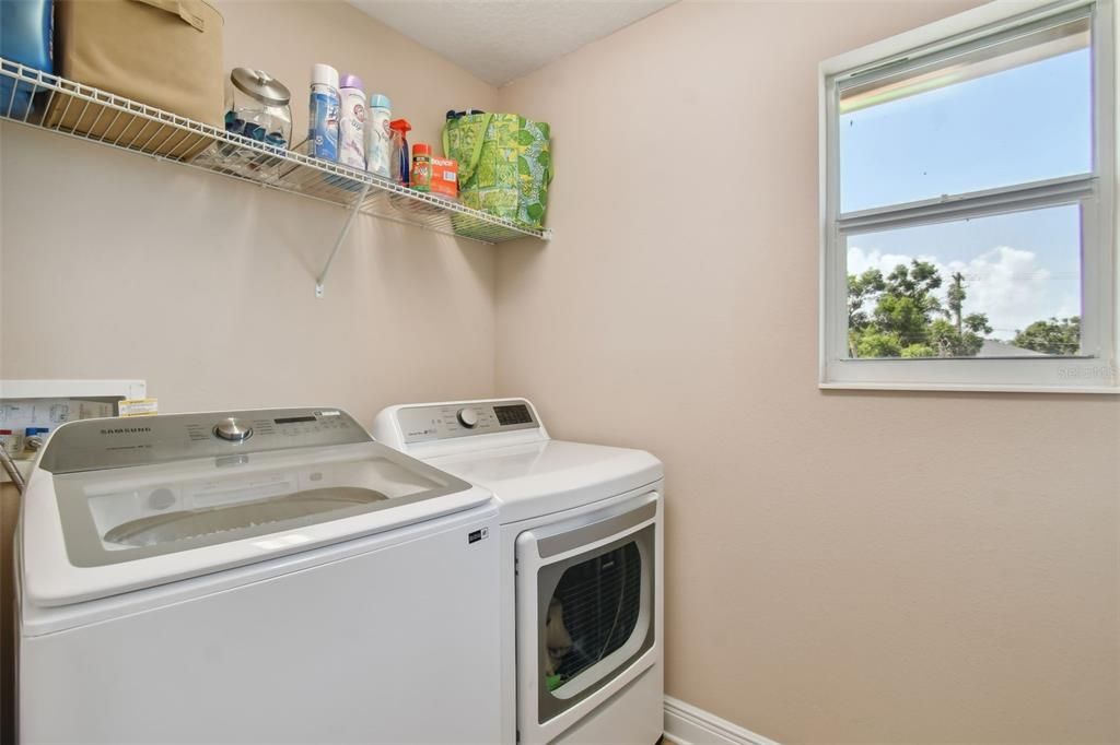 For Rent: $3,600 (4 beds, 2 baths, 1811 Square Feet)