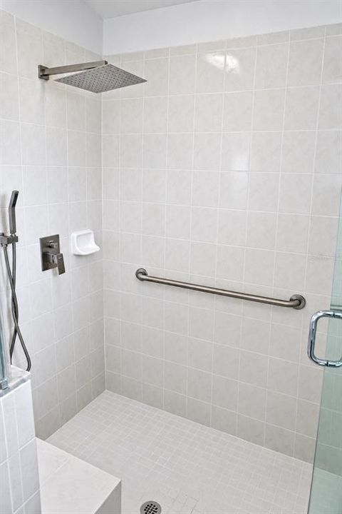 В аренду: $2,700 (3 спален, 2 ванн, 2351 Квадратных фут)