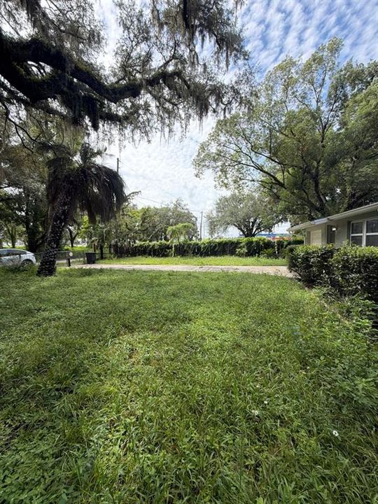 For Sale: $274,900 (3 beds, 1 baths, 798 Square Feet)