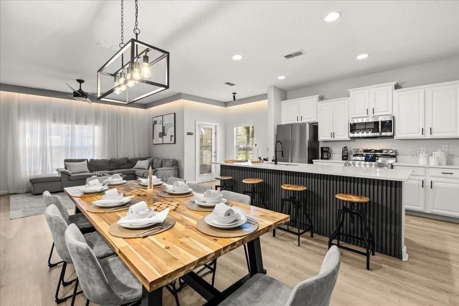 For Sale: $490,000 (5 beds, 4 baths, 2024 Square Feet)