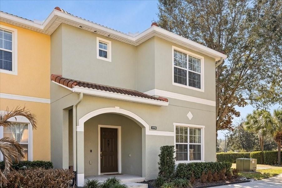 For Sale: $490,000 (5 beds, 4 baths, 2024 Square Feet)