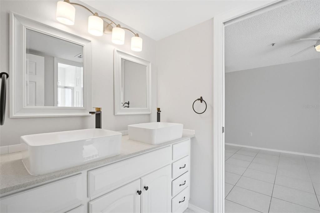 For Rent: $2,500 (3 beds, 2 baths, 1186 Square Feet)