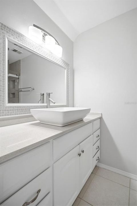 For Rent: $2,500 (3 beds, 2 baths, 1186 Square Feet)