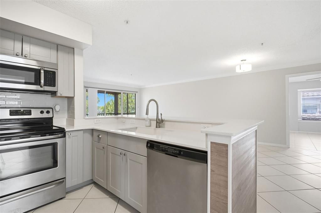 For Rent: $2,500 (3 beds, 2 baths, 1186 Square Feet)