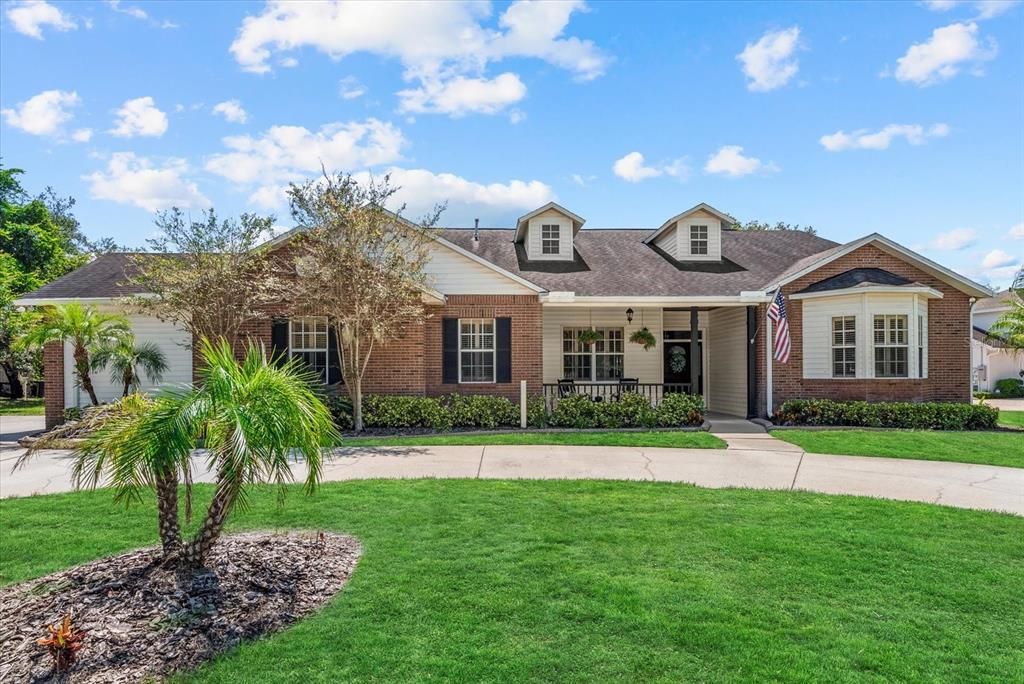 For Sale: $839,900 (4 beds, 2 baths, 3013 Square Feet)