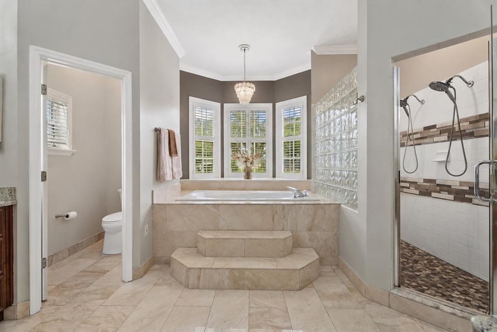 For Sale: $839,900 (4 beds, 2 baths, 3013 Square Feet)