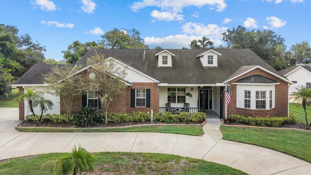 For Sale: $839,900 (4 beds, 2 baths, 3013 Square Feet)