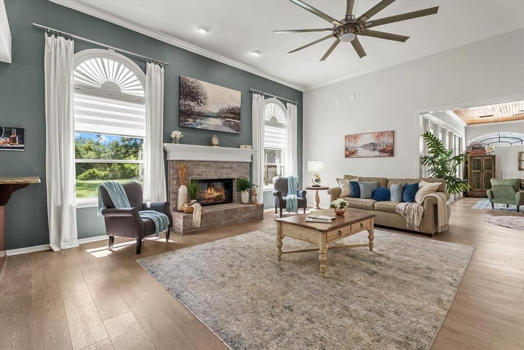 For Sale: $839,900 (4 beds, 2 baths, 3013 Square Feet)