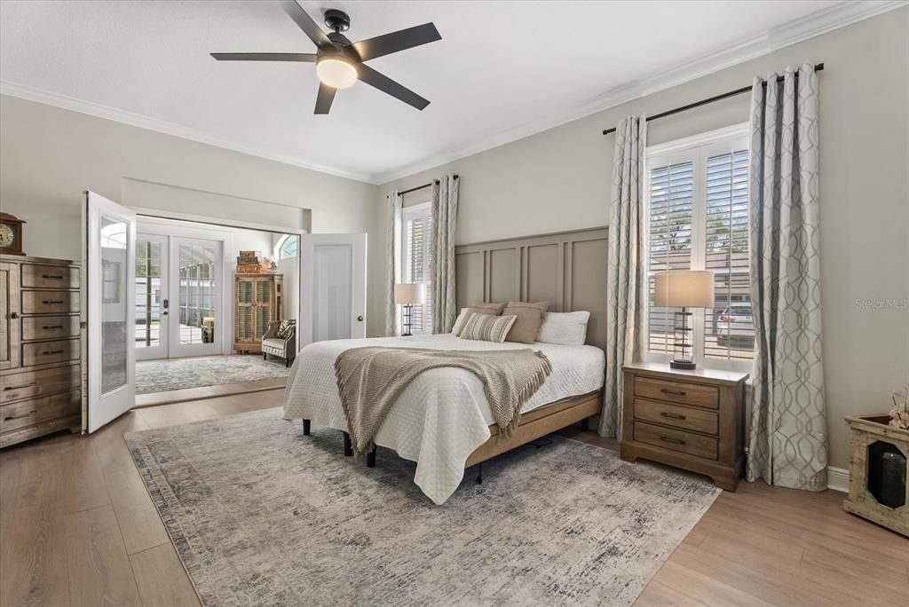 For Sale: $839,900 (4 beds, 2 baths, 3013 Square Feet)