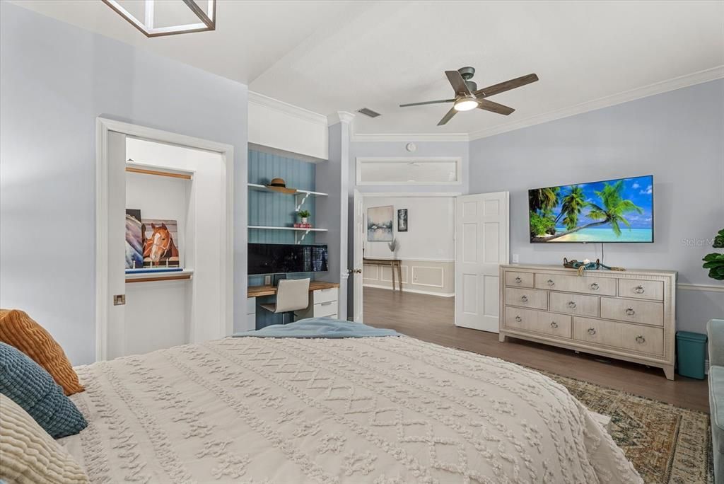 For Sale: $839,900 (4 beds, 2 baths, 3013 Square Feet)