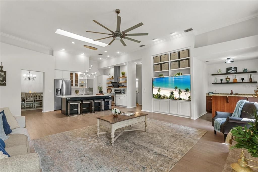 For Sale: $839,900 (4 beds, 2 baths, 3013 Square Feet)