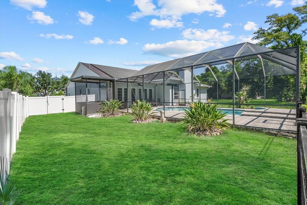 For Sale: $839,900 (4 beds, 2 baths, 3013 Square Feet)