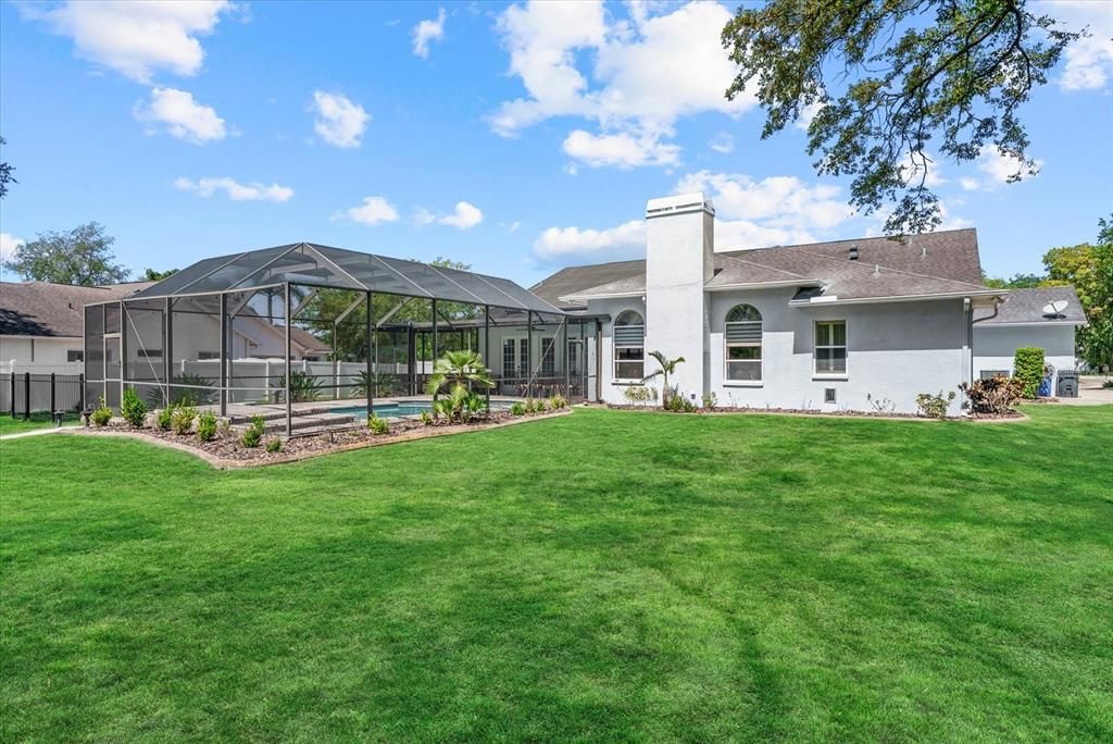 For Sale: $839,900 (4 beds, 2 baths, 3013 Square Feet)