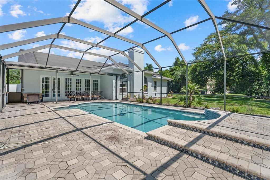 For Sale: $839,900 (4 beds, 2 baths, 3013 Square Feet)
