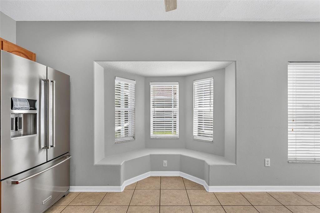 En Venta: $515,000 (4 camas, 2 baños, 2154 Pies cuadrados)