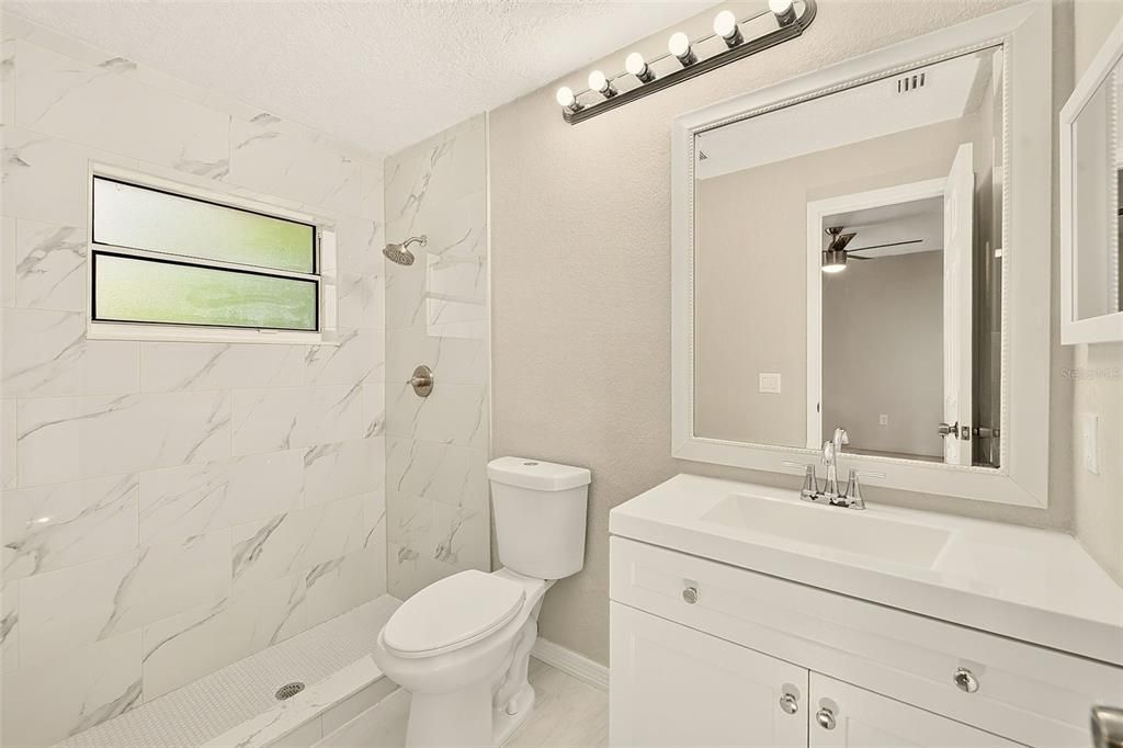 En Venta: $295,000 (3 camas, 2 baños, 1234 Pies cuadrados)