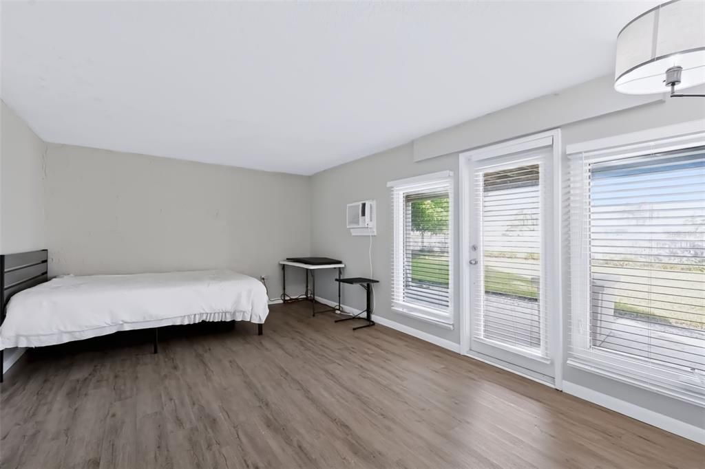 For Sale: $389,500 (3 beds, 2 baths, 1485 Square Feet)