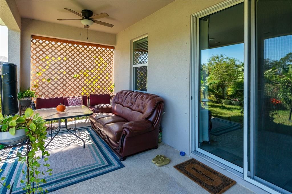 For Sale: $525,000 (4 beds, 2 baths, 2051 Square Feet)