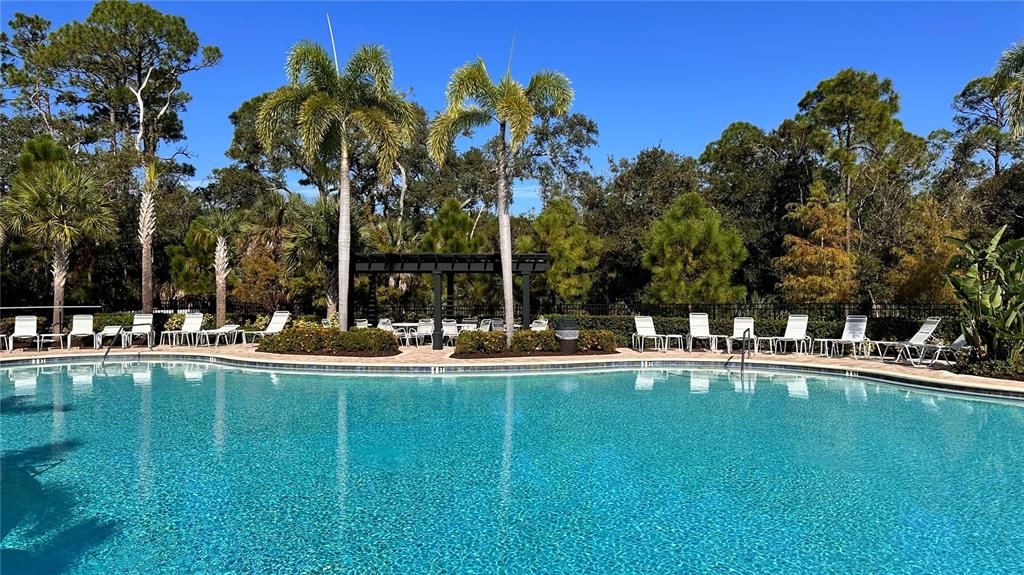 For Sale: $525,000 (4 beds, 2 baths, 2051 Square Feet)