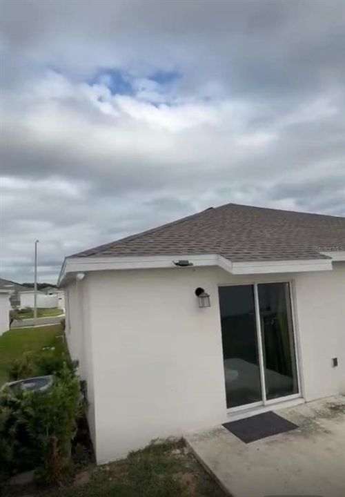 For Sale: $380,000 (4 beds, 2 baths, 1821 Square Feet)