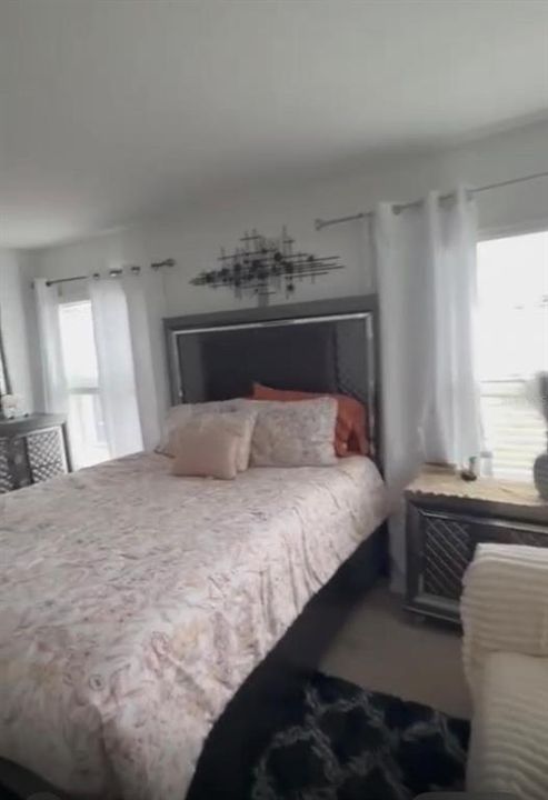 For Sale: $380,000 (4 beds, 2 baths, 1821 Square Feet)