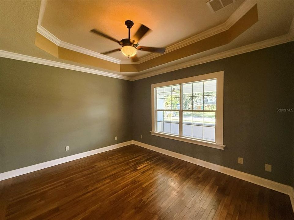 For Sale: $379,000 (4 beds, 2 baths, 2011 Square Feet)