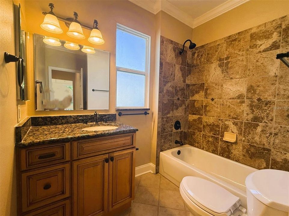 For Sale: $379,000 (4 beds, 2 baths, 2011 Square Feet)