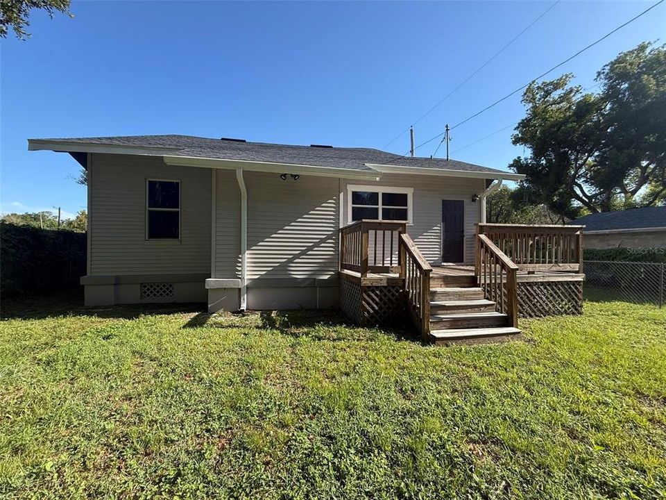 For Sale: $379,000 (4 beds, 2 baths, 2011 Square Feet)