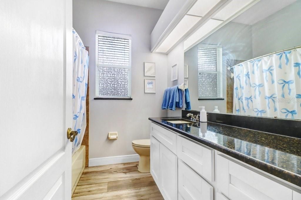 For Sale: $569,900 (4 beds, 3 baths, 2609 Square Feet)