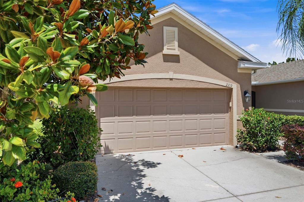 For Sale: $337,900 (3 beds, 2 baths, 1740 Square Feet)