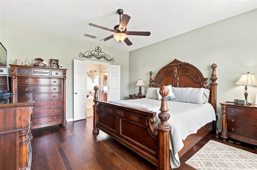 For Sale: $337,900 (3 beds, 2 baths, 1740 Square Feet)