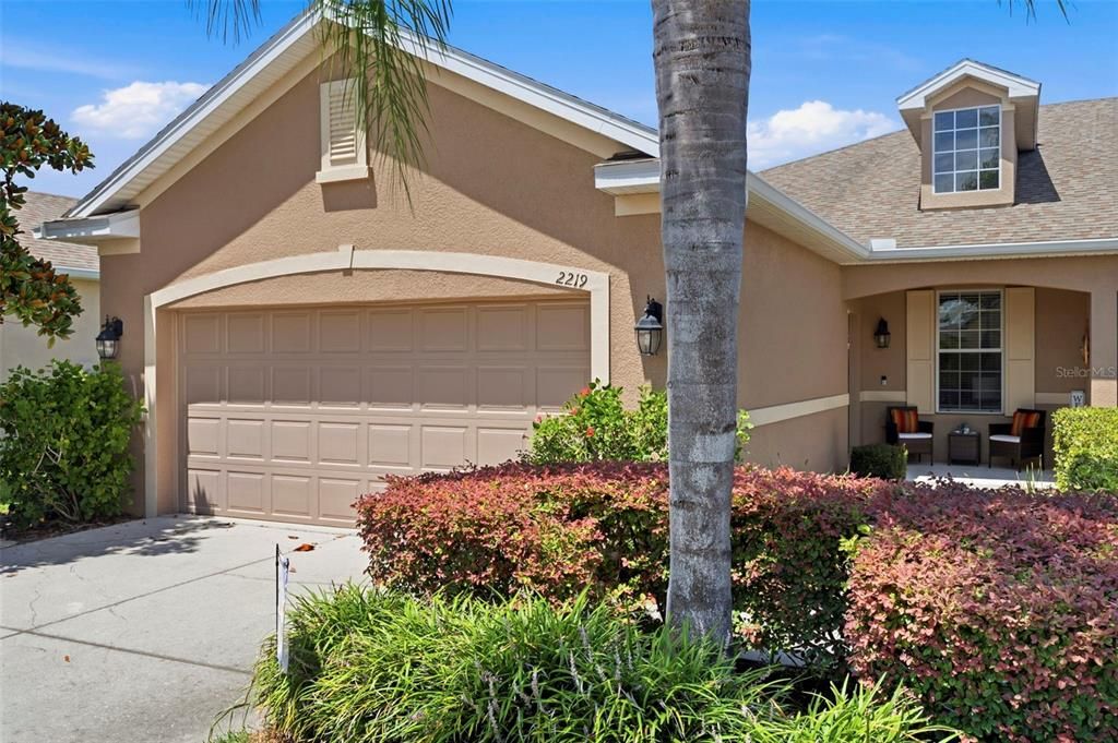 For Sale: $337,900 (3 beds, 2 baths, 1740 Square Feet)