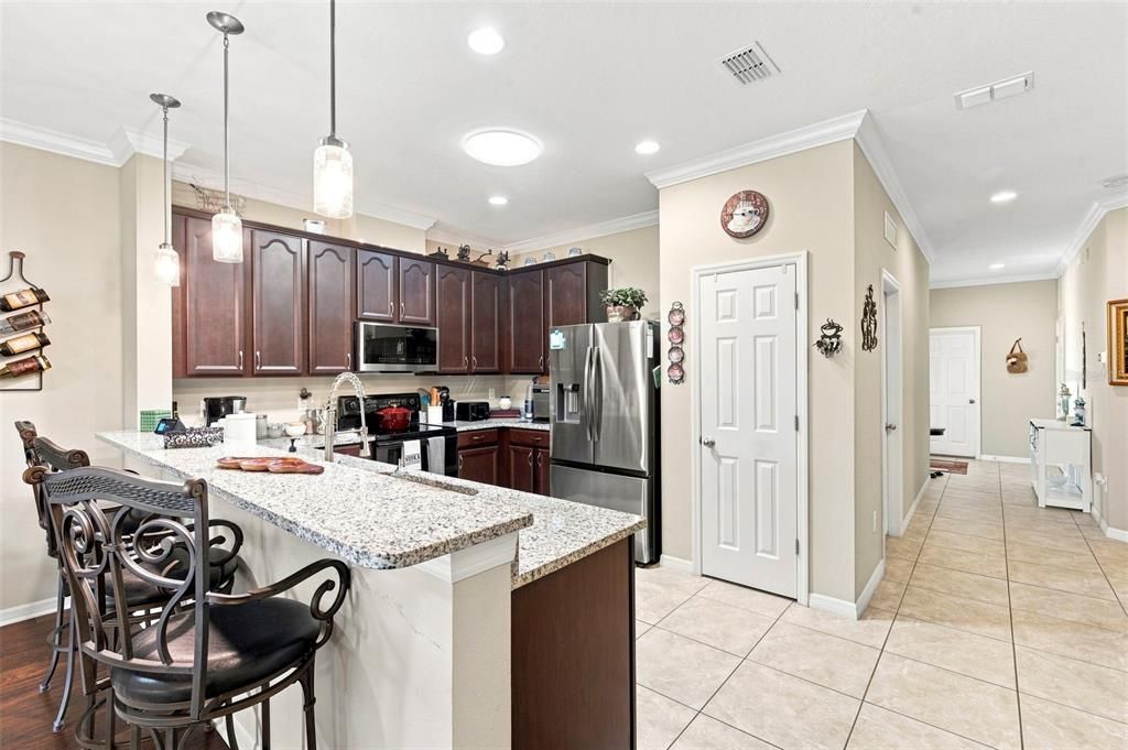 For Sale: $337,900 (3 beds, 2 baths, 1740 Square Feet)