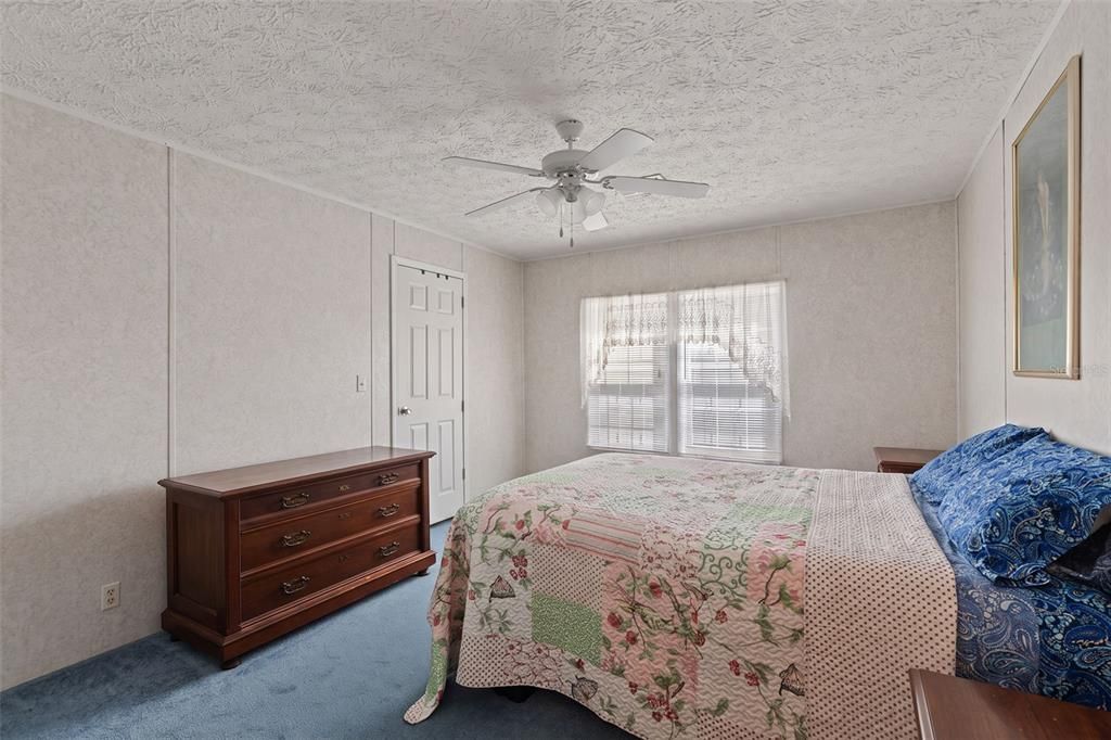 En Venta: $420,000 (3 camas, 2 baños, 1680 Pies cuadrados)