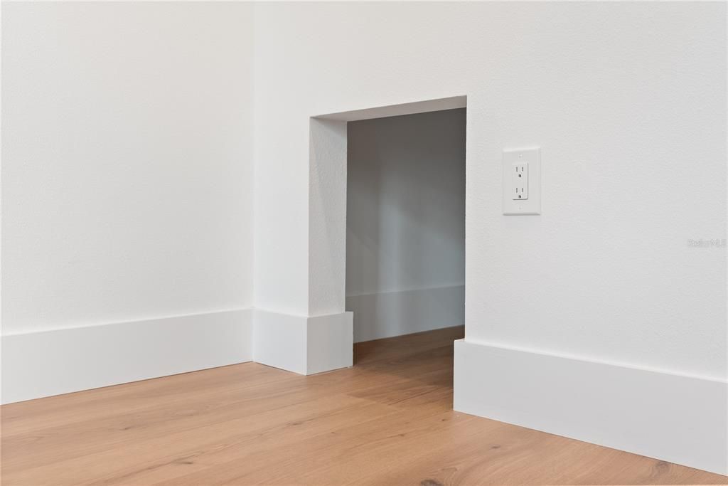 For Sale: $525,000 (3 beds, 2 baths, 1719 Square Feet)