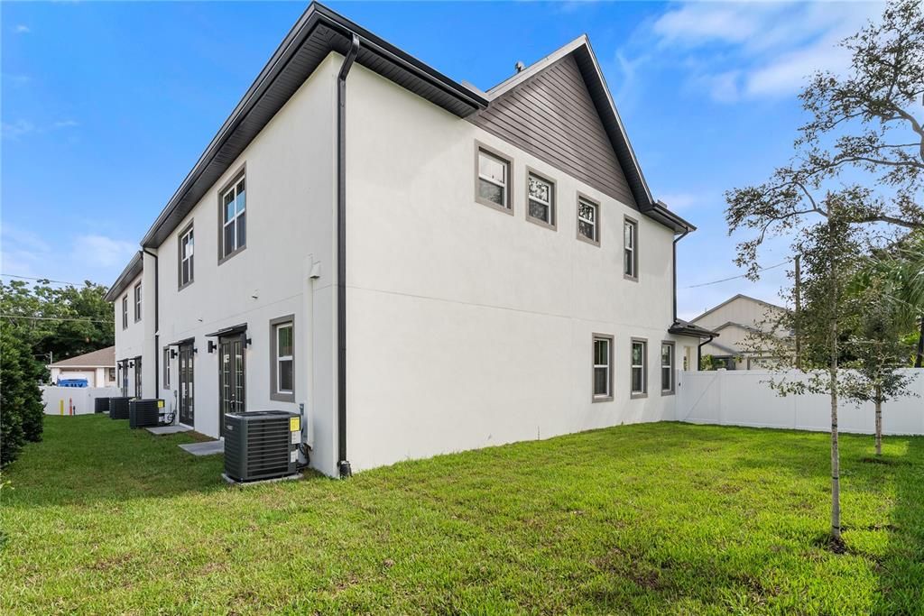 For Sale: $525,000 (3 beds, 2 baths, 1719 Square Feet)