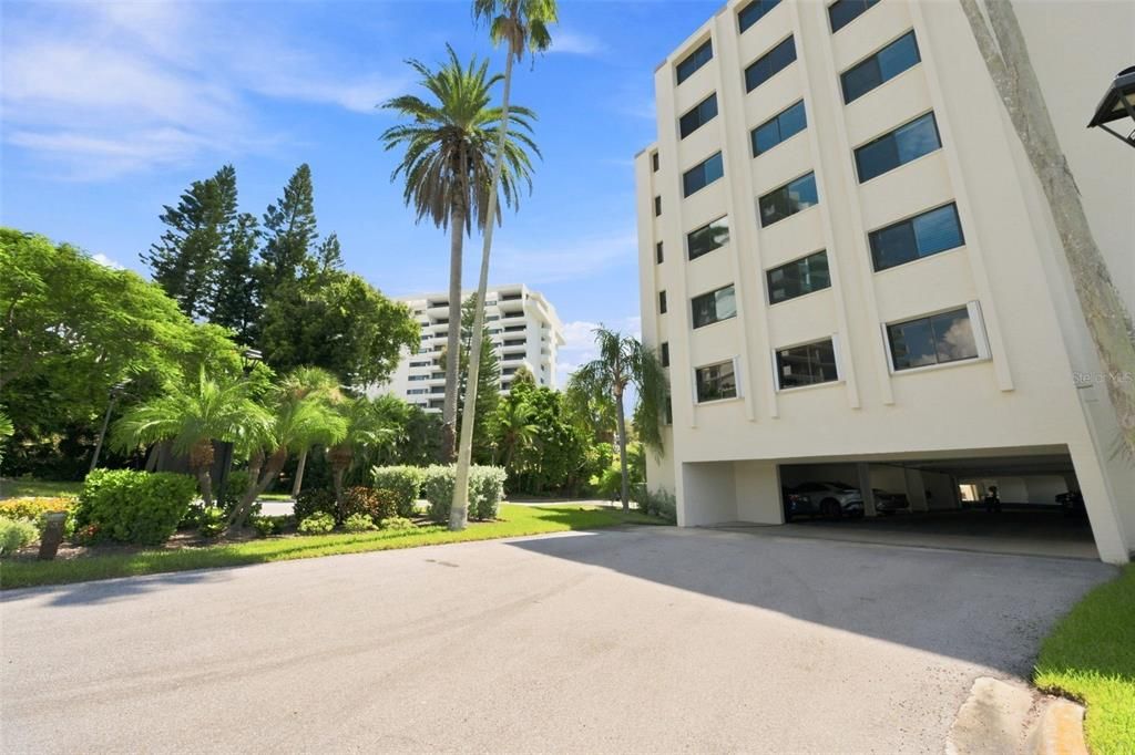 En Venta: $745,000 (2 camas, 2 baños, 2170 Pies cuadrados)