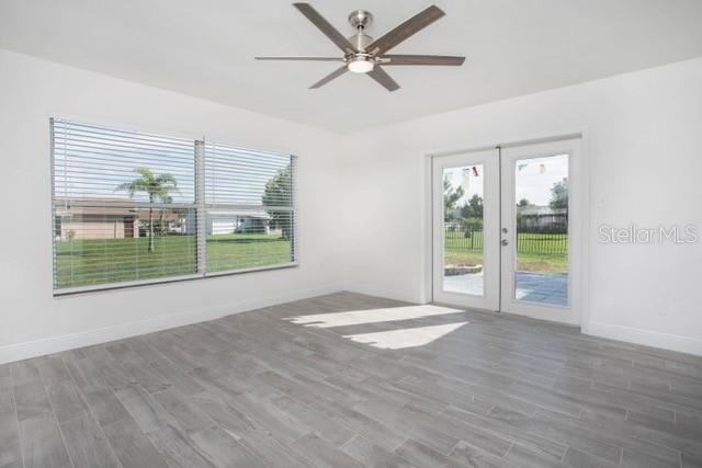 For Rent: $1,900 (3 beds, 2 baths, 1427 Square Feet)