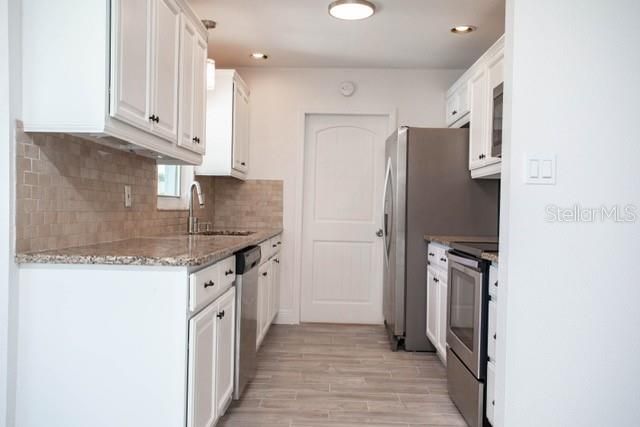 For Rent: $1,900 (3 beds, 2 baths, 1427 Square Feet)