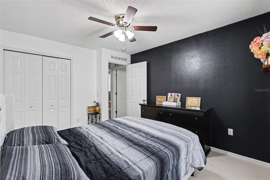 For Sale: $269,999 (3 beds, 2 baths, 1670 Square Feet)