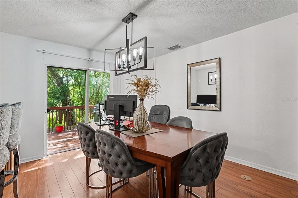 For Sale: $269,999 (3 beds, 2 baths, 1670 Square Feet)