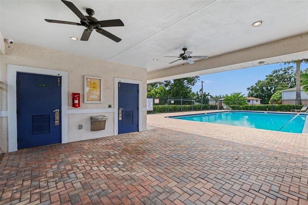 For Sale: $269,999 (3 beds, 2 baths, 1670 Square Feet)