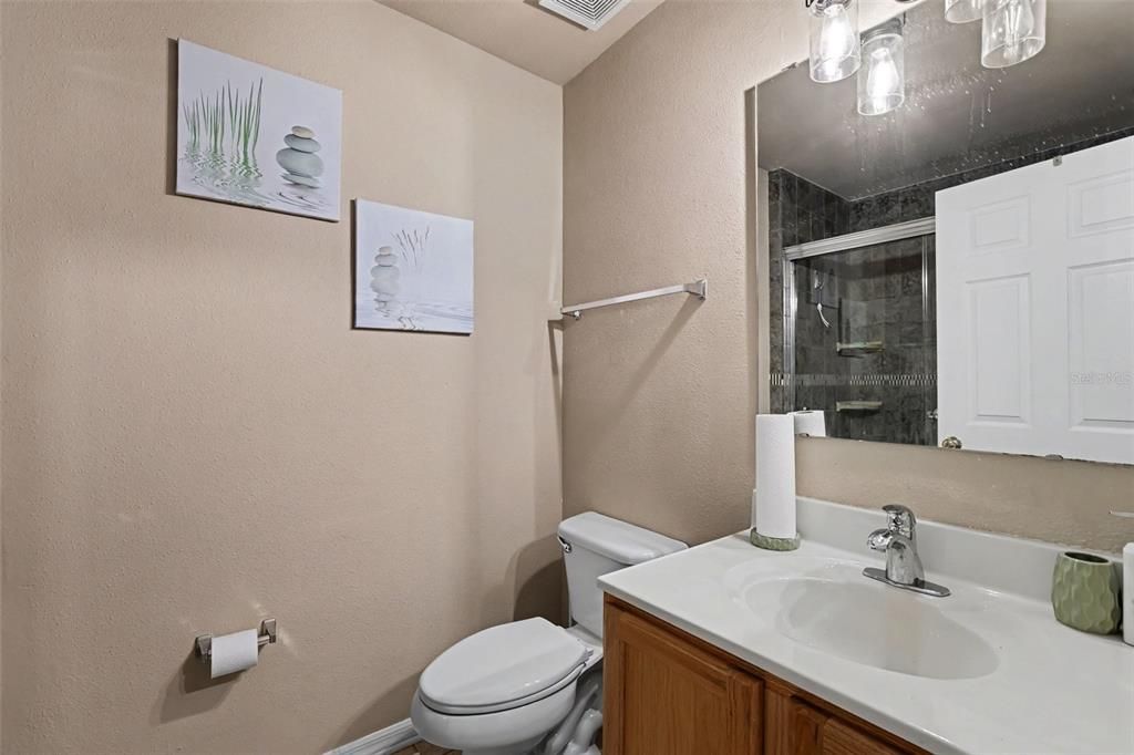 For Sale: $269,999 (3 beds, 2 baths, 1670 Square Feet)