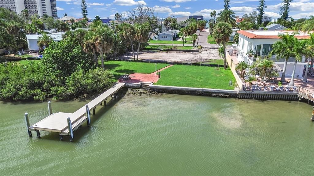 For Sale: $1,250,000 (0.37 acres)