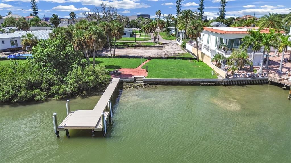 For Sale: $1,250,000 (0.37 acres)