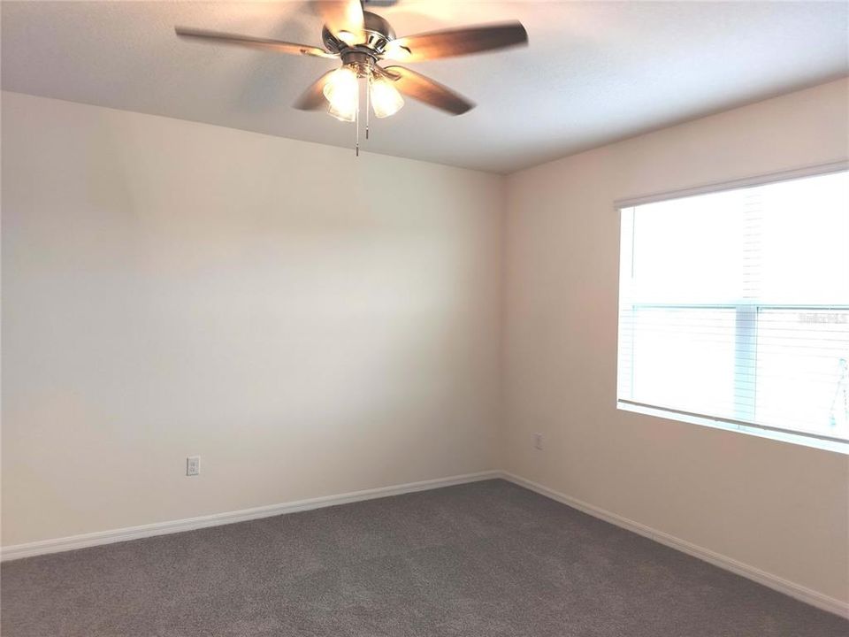 For Rent: $2,097 (4 beds, 2 baths, 2031 Square Feet)