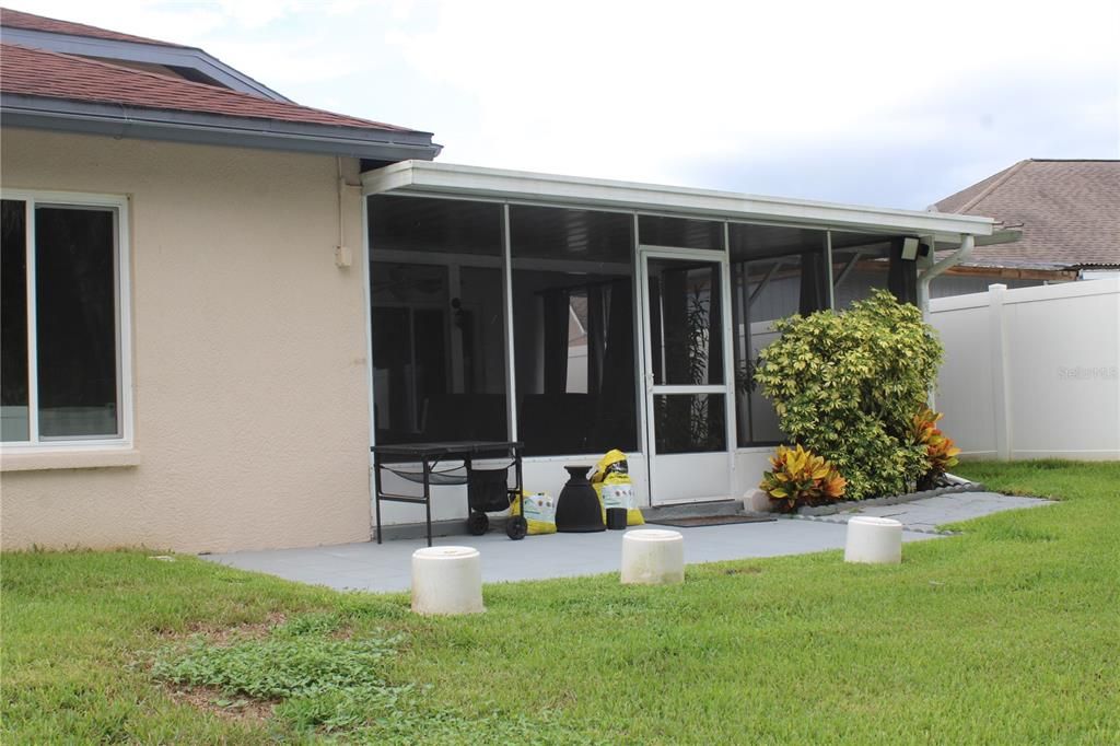 For Rent: $3,200 (4 beds, 3 baths, 2340 Square Feet)