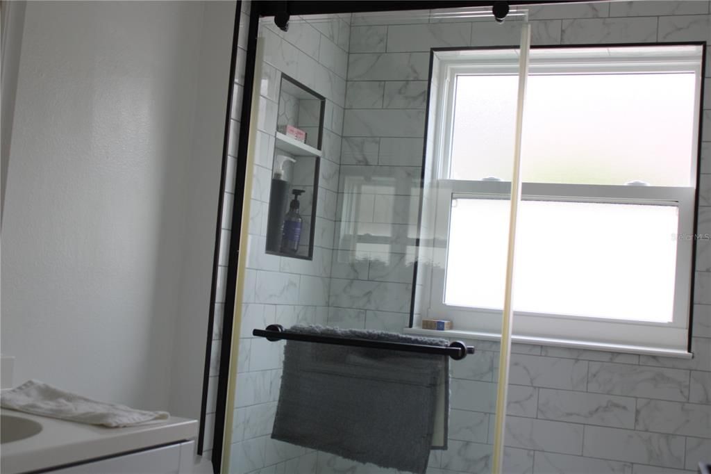 For Rent: $3,200 (4 beds, 3 baths, 2340 Square Feet)