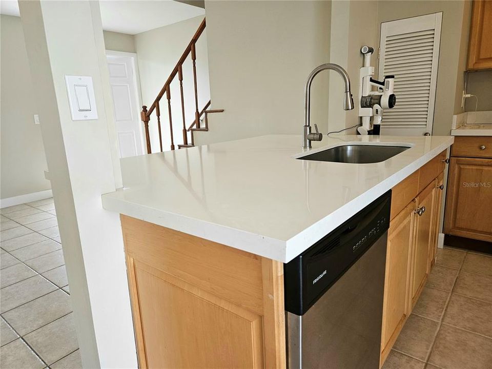 En Venta: $260,000 (3 camas, 1 baños, 1158 Pies cuadrados)